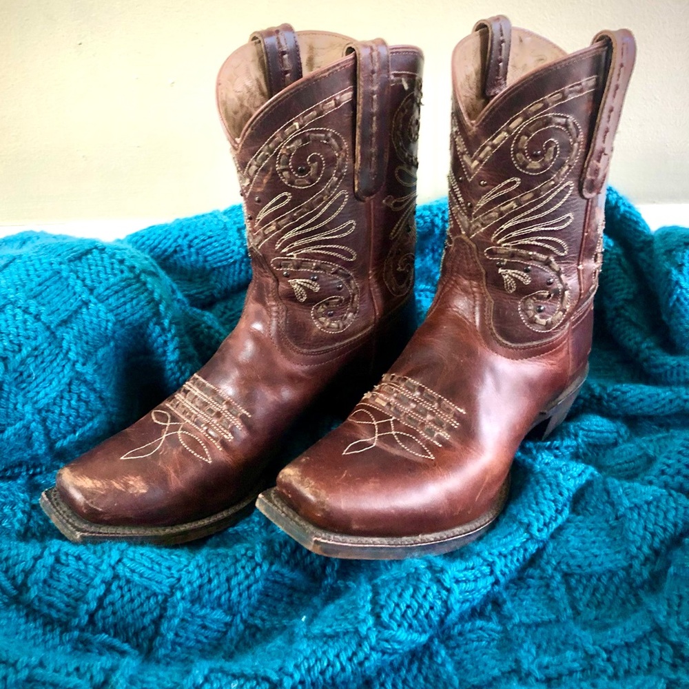 Tony Lama Gorgeous Cowboy Boots, Women's Vaquero Baja, Size 8 (Style VF 6028)